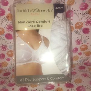 Bobbie Brooks no wire comfort lace bra